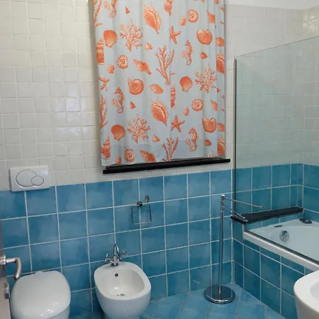 Prione's Bis Апартаменты Генуя